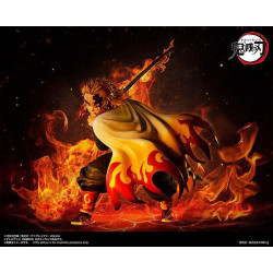 DEMON SLAYER - Kyojuro Rengoku - Statuette 42cmFIGFREE51065_5.jpg4570001510656