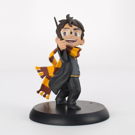 HARRY POTTER - Q-Fig 16 cm - Harry's First SpellFIGFIGQMX001_2.jpg812095022627