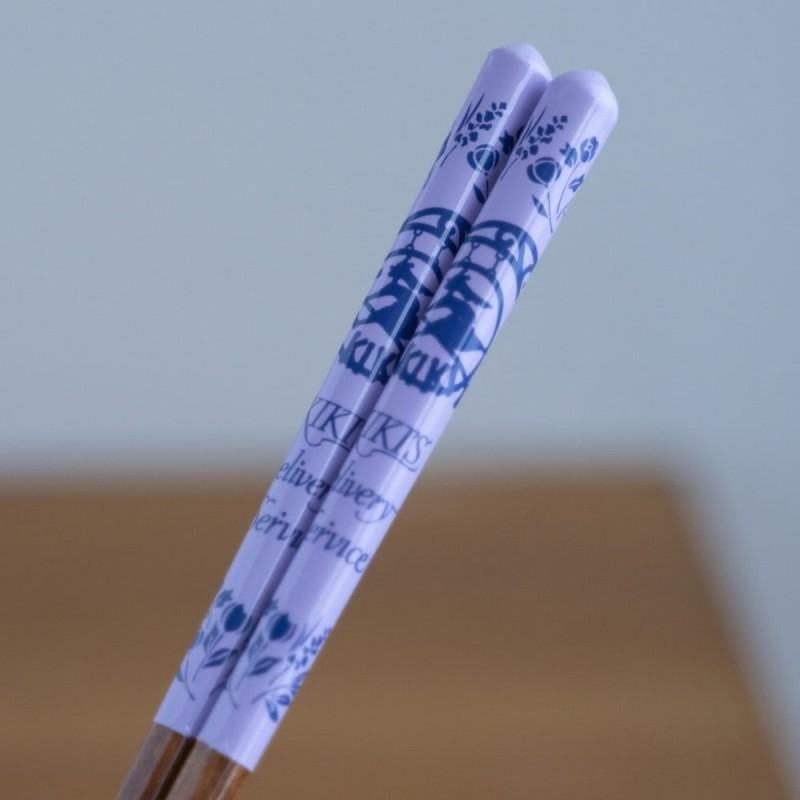 KIKI LA PETITE SORCIERE - Esquisses Violet - baguettes Laquées 21cmFIGSKATER60170_2.jpg4973307601705