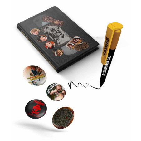 LES GOONIES - Set VHS - Set Papeterie (Cahier, Badges et Stylo)FIGSDTWRN25517_2.jpg8435450255175