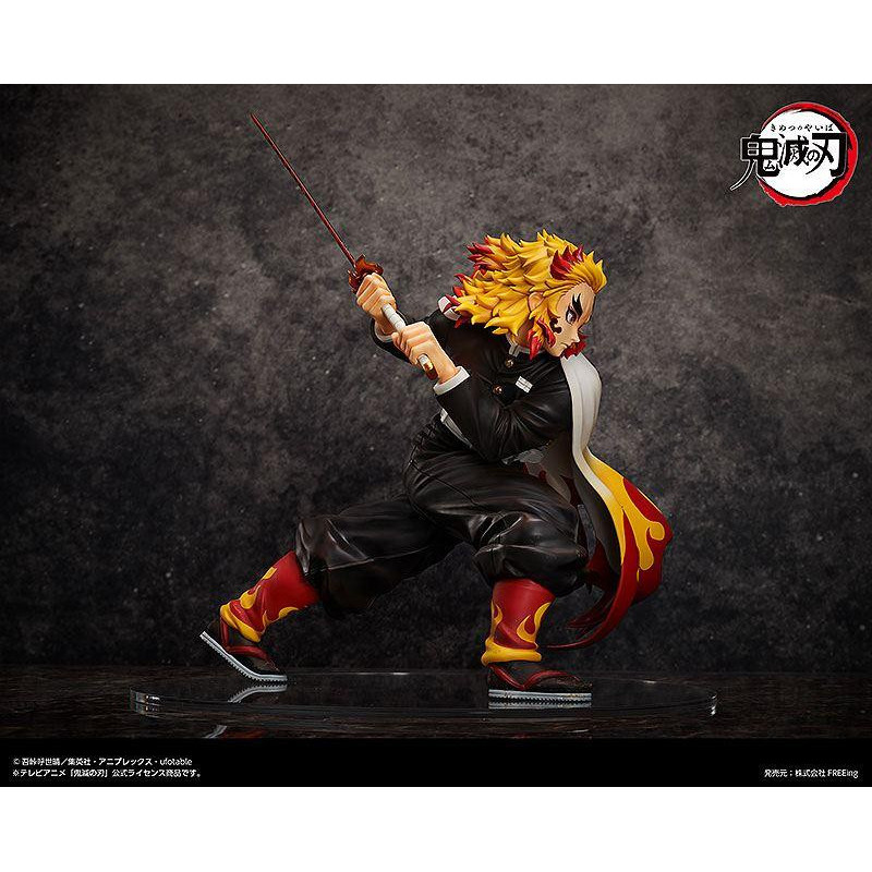 DEMON SLAYER - Kyojuro Rengoku - Statuette 42cmFIGFREE51065_2.jpg4570001510656